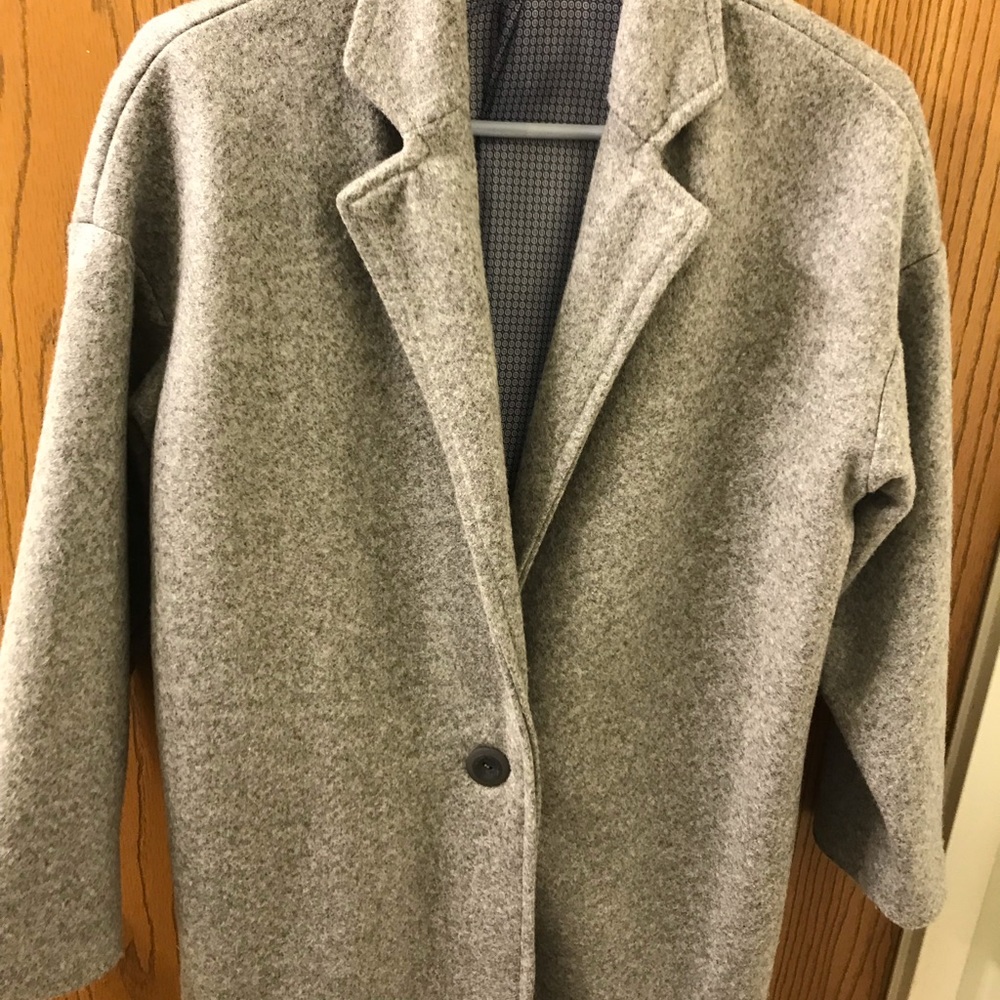 Coat - Picture 2 of 3